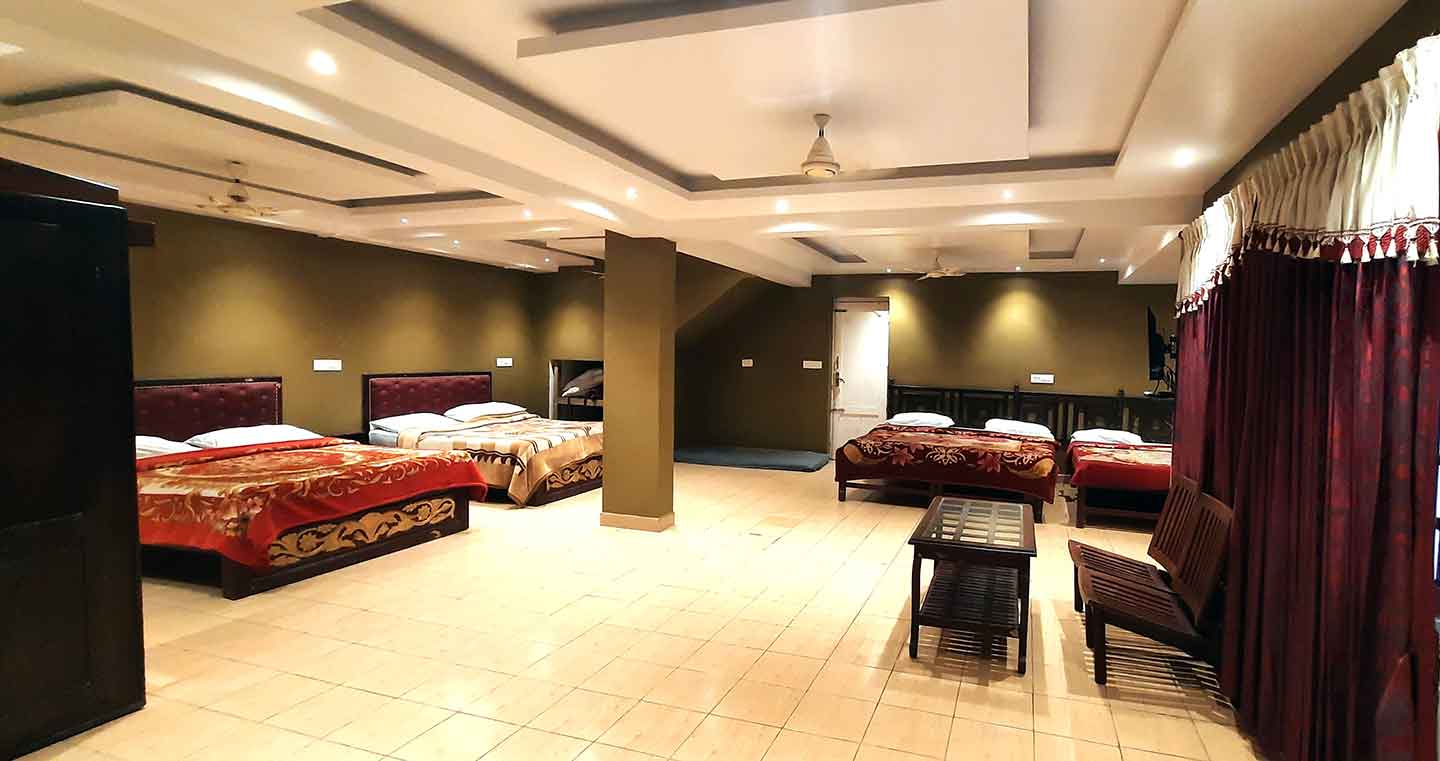 Large Group Suite for 15 guests Sun Mount View Munnar